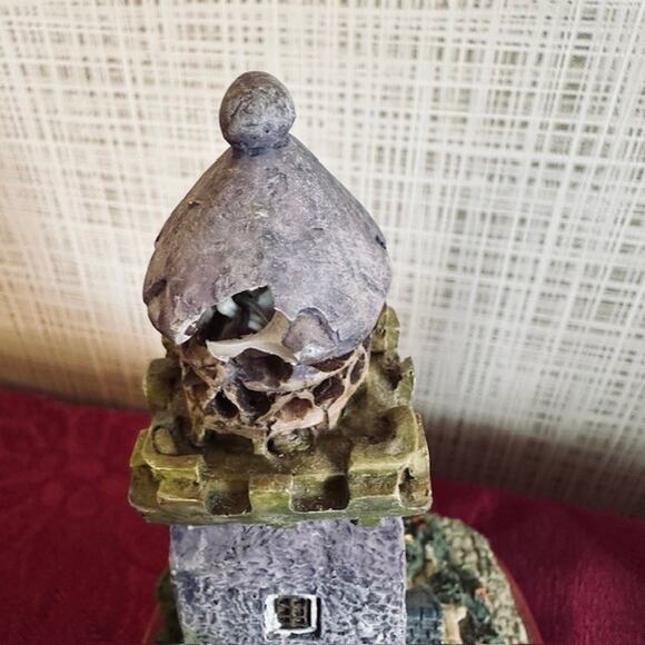 Lighthouse Resin Varied Figurines Set of 3 Decor Costal Core Nautical - Picture 4 of 8